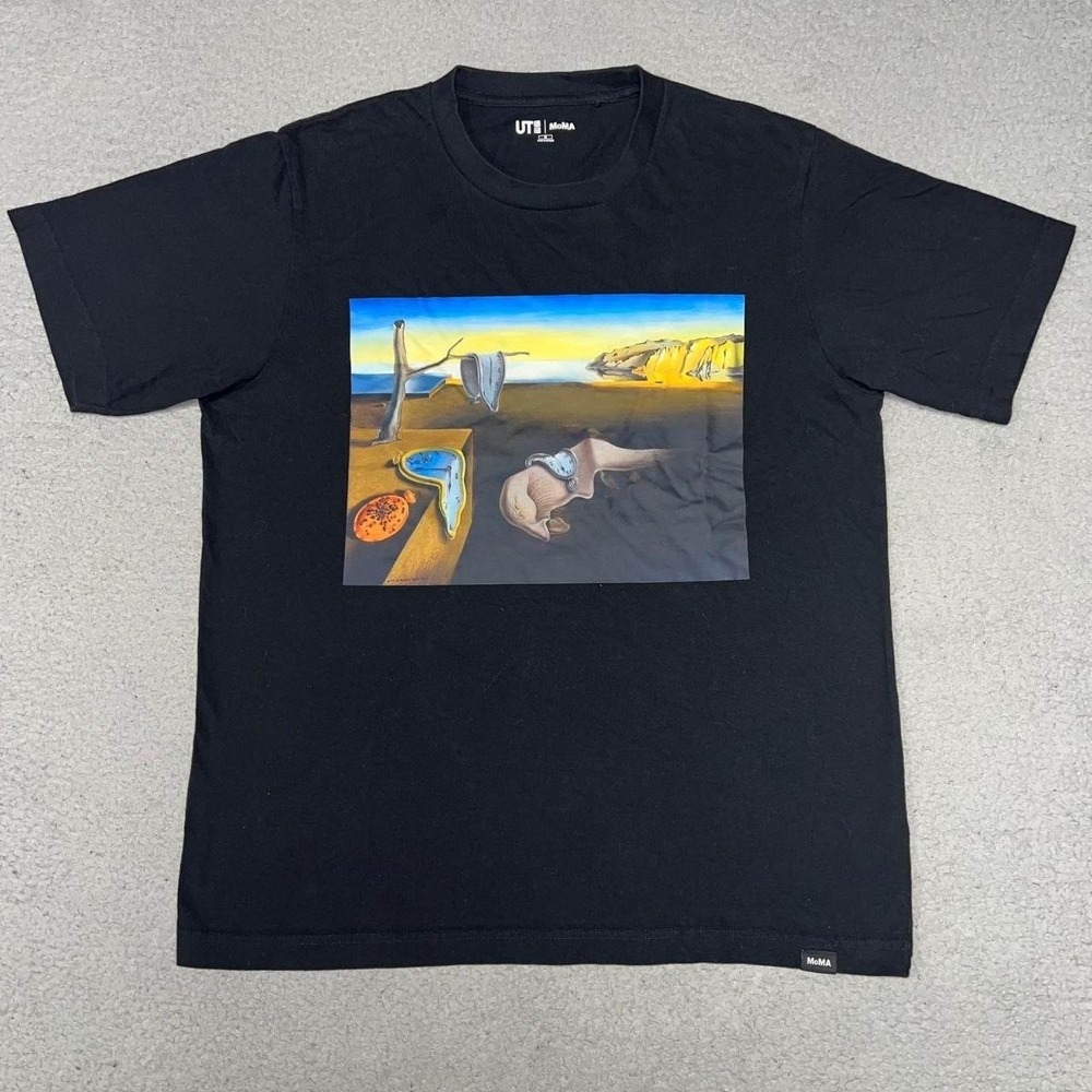 Uniqlo UT x MoMA Salvador Dalí T Shirt Men Sz M Black Persistence of Memory Tee